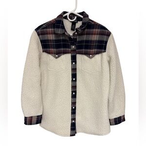 Wrangler Retro  Plaid and Sherpa Cream Button Down Shacket Women’s Large